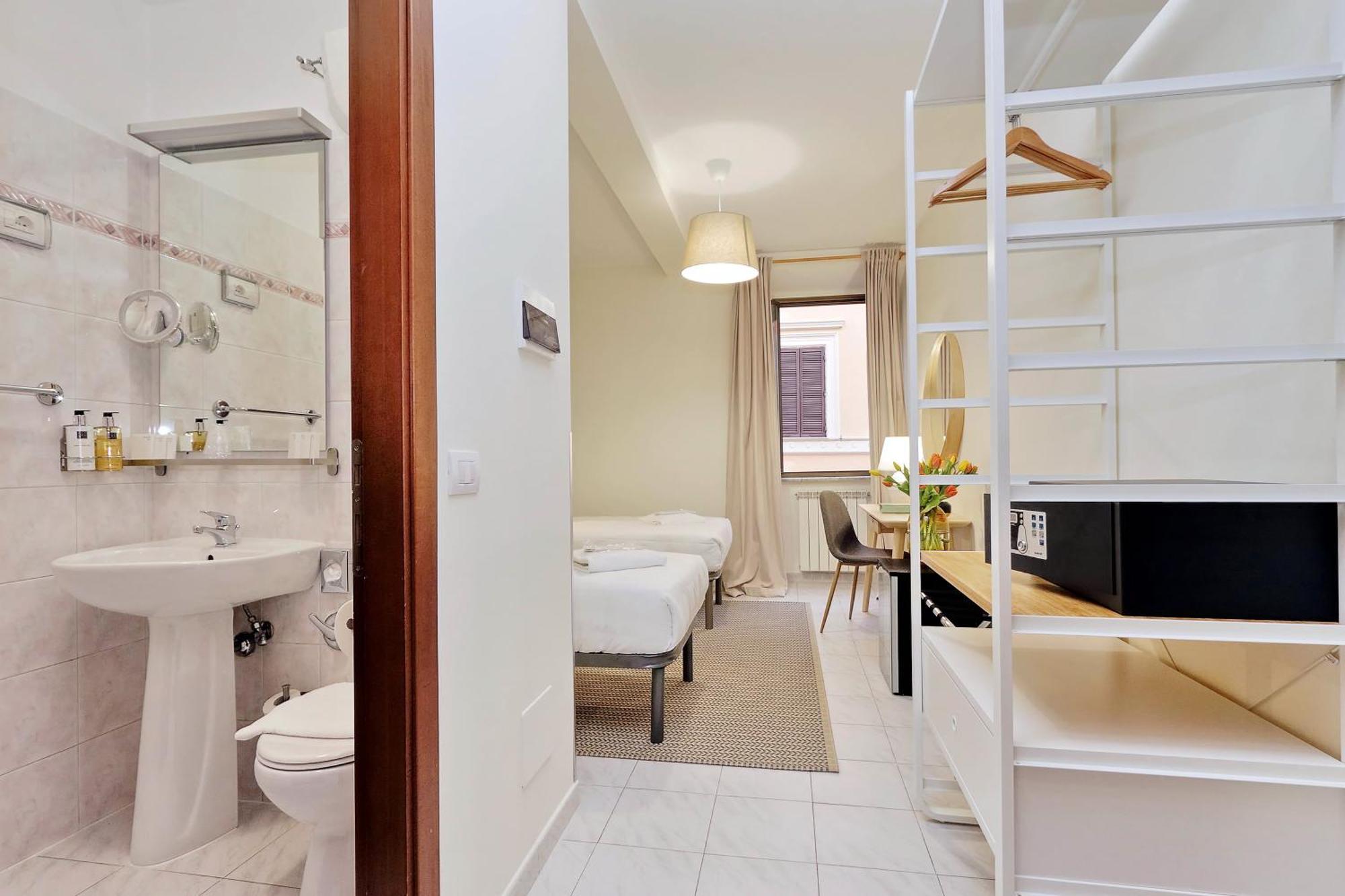 Casa Santa Sofia Hotel Рим Екстериор снимка